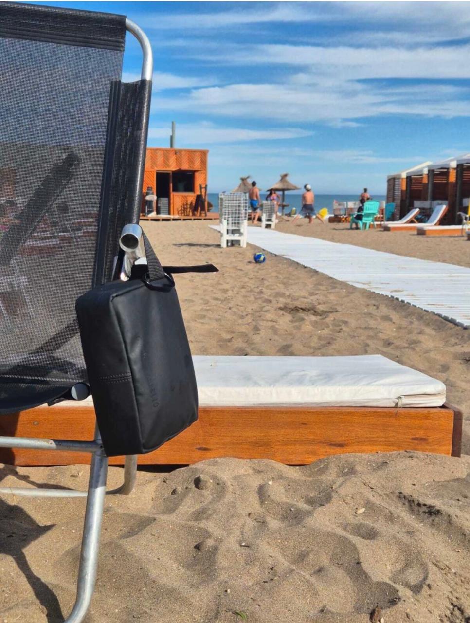 NECESER PLAYA - Imagen 4